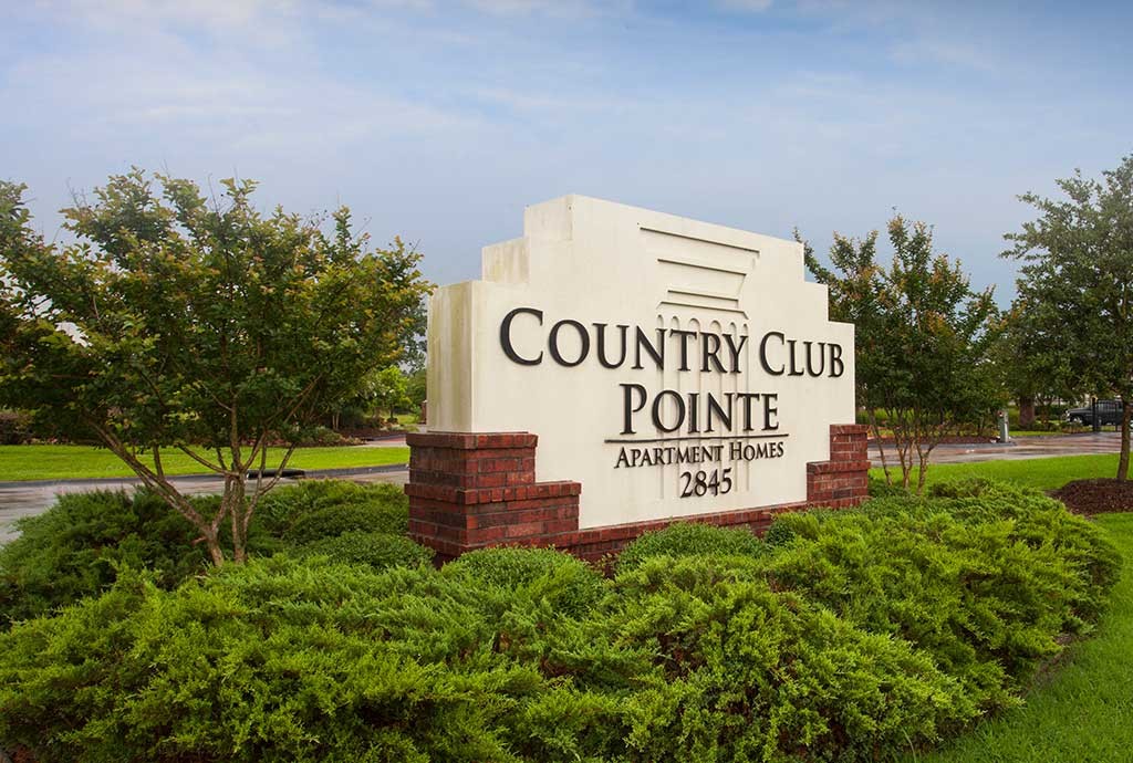 Country Club Pointe